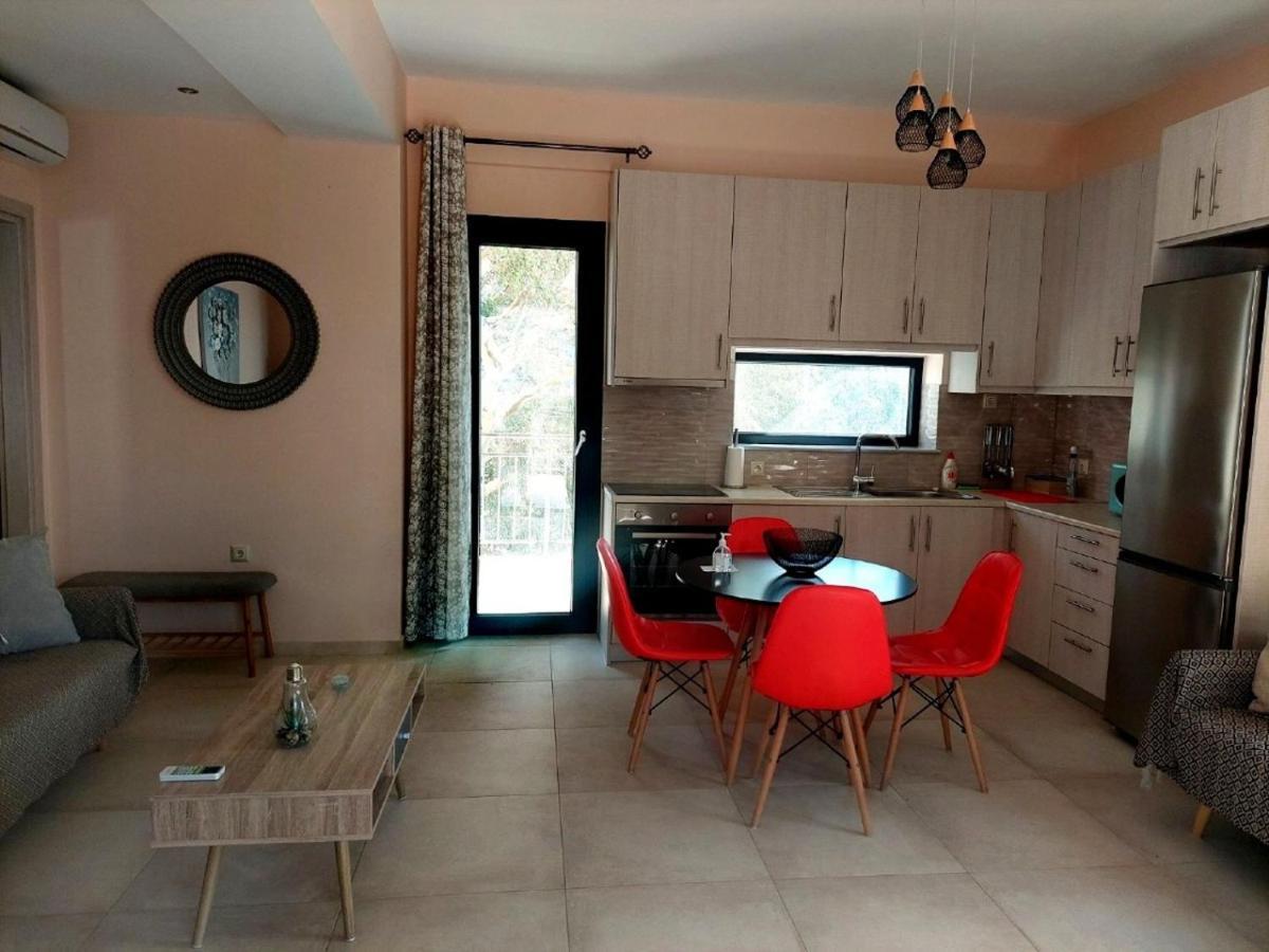Apartment Capostango - Stunning Views Of Libyan Sea Ano Rodhakinon