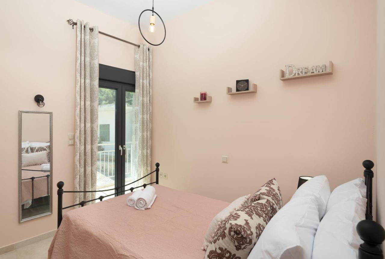 Capostango - Stunning Views Of Libyan Sea Apartment Ano Rodhakinon